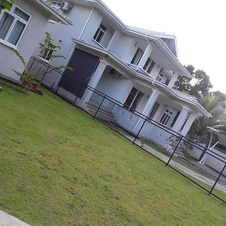 Maison Cattleya Selfcatering Apartment アンス・ロワイヤル エクステリア 写真