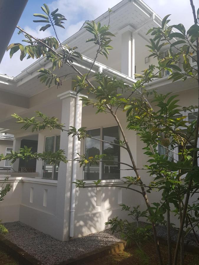 Maison Cattleya Selfcatering Apartment アンス・ロワイヤル エクステリア 写真